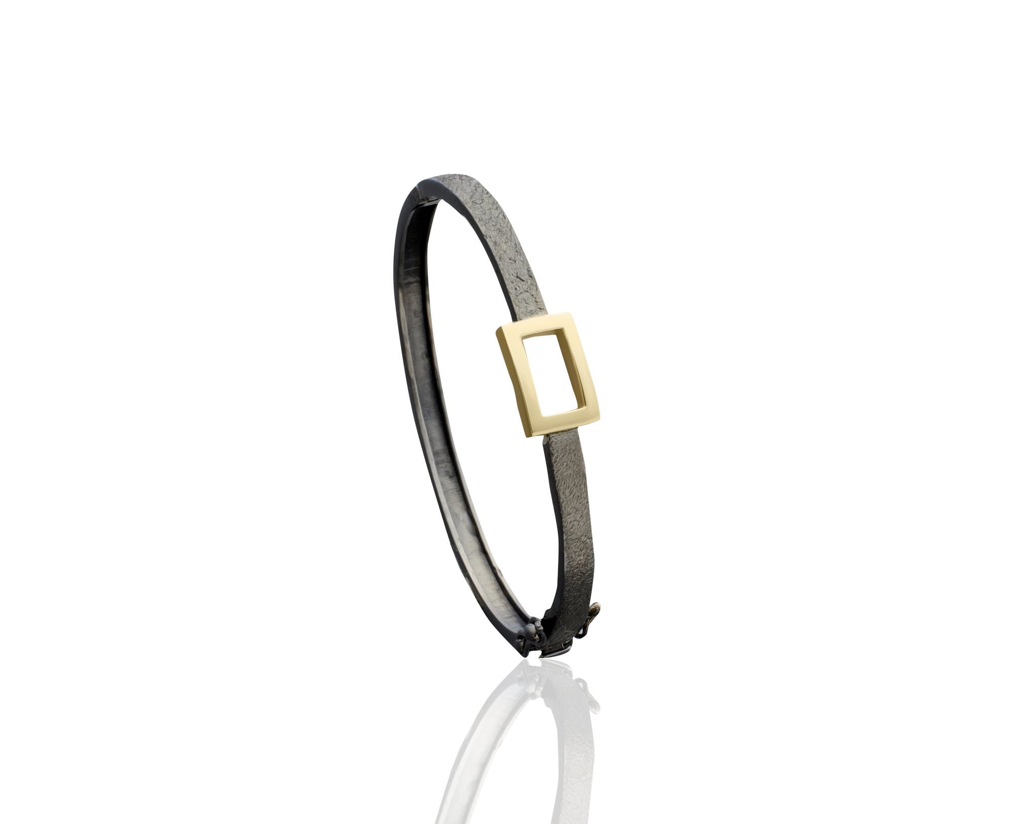 GOLD RECTANGLE BRACELET